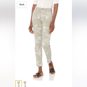 Paige Mayslie Jogger in Camo